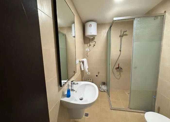 Apartment Elegant 1br Pool View Aldau Heights